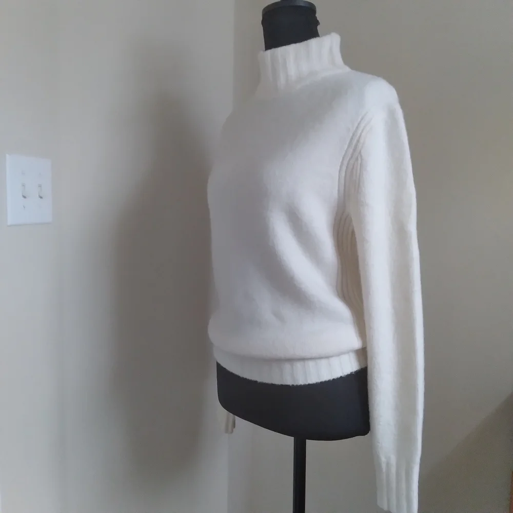 J. Crew Cream Funnel Mock Neck Sweater Merino‎ Wool Ribbed  XS Minimalist